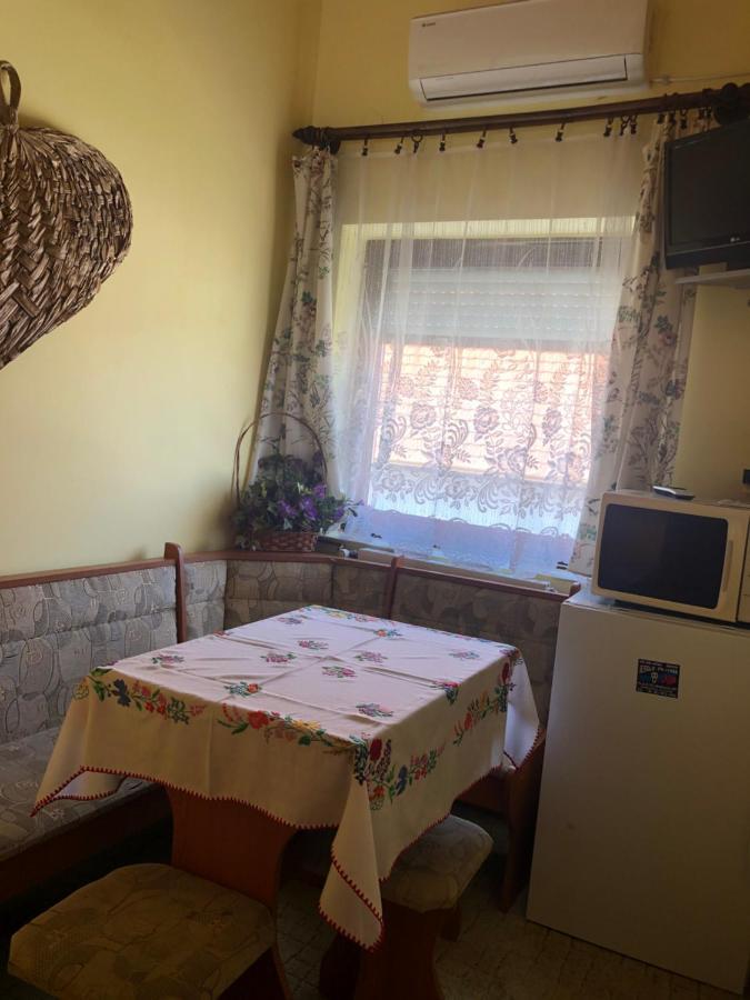 Balatonkeresztúr Jesolo Apartmanhaz מראה חיצוני תמונה